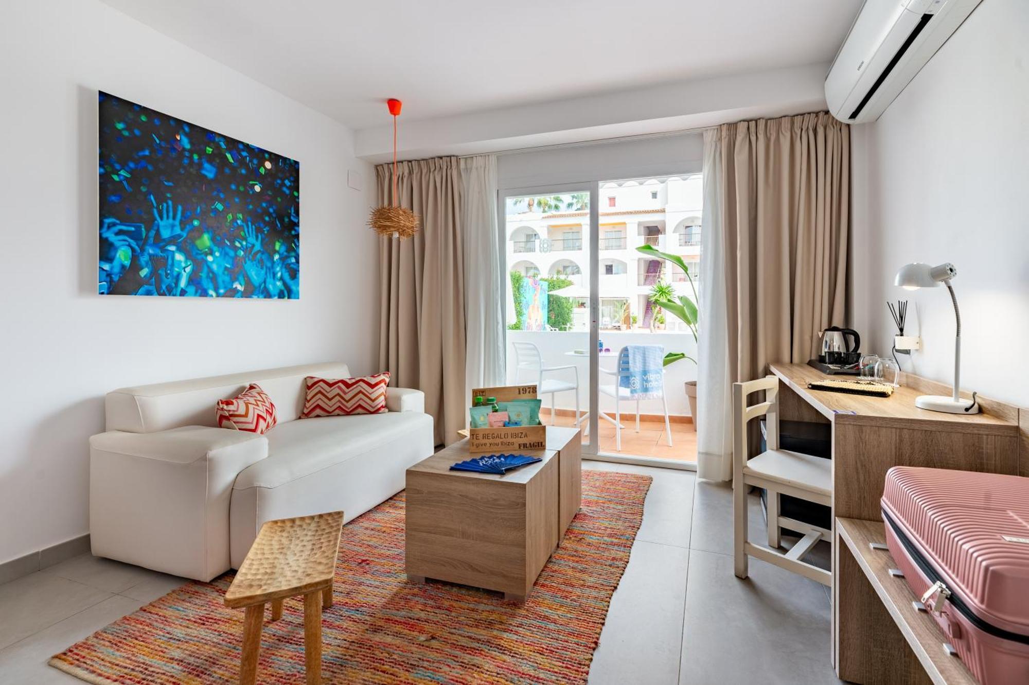 Hotel Vibra Bossa Flow - Adults Only Playa d'en Bossa Luaran gambar